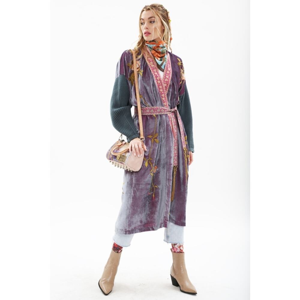 SOLD Aratta Grape Jam Size Large Something Magical Velvet Coat - Picture 5 of 8
